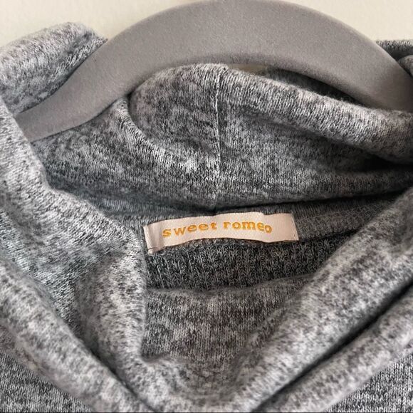 Sweet Romeo Gray Cowl Neck Sweater Medium - Picture 4 of 9